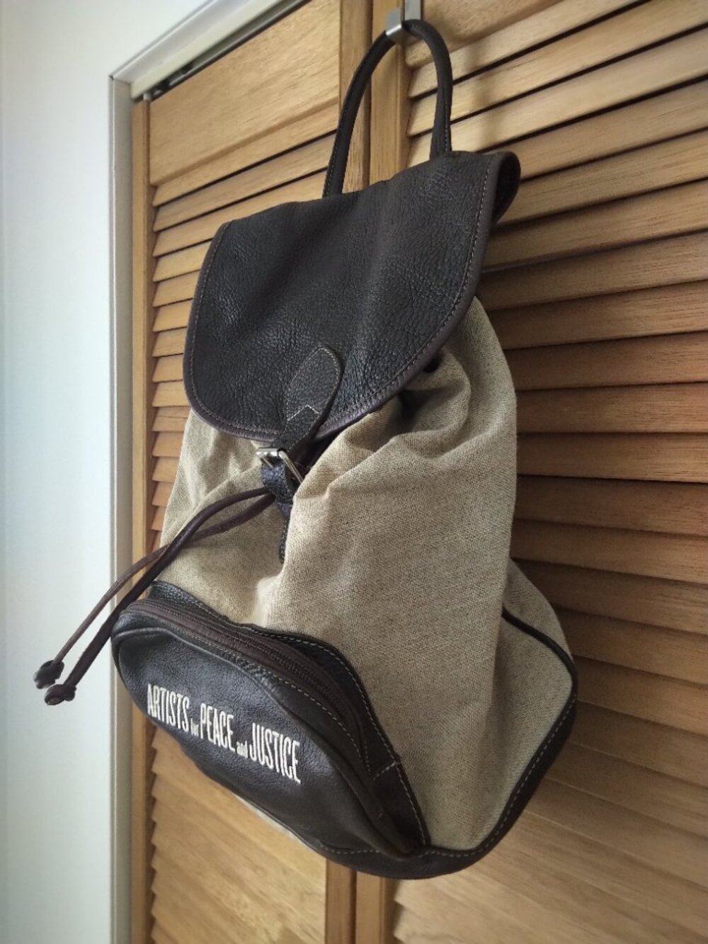 ROOTS Canvas & Leather Backpack / Rucksack - Picture 3 of 7